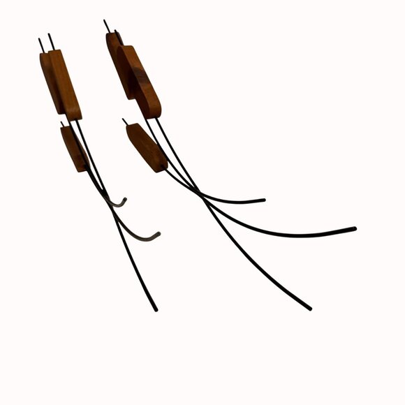 MCM Cattail Stems Wall Hanging Decorative Wood Metal Rustic Cabin Set of 2 - Picture 5 of 14